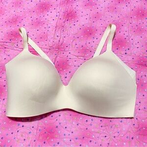 Knix WingWoman Contour Bra Size 7 Solid Warm Sand Wireless Molded Cups NWOT
